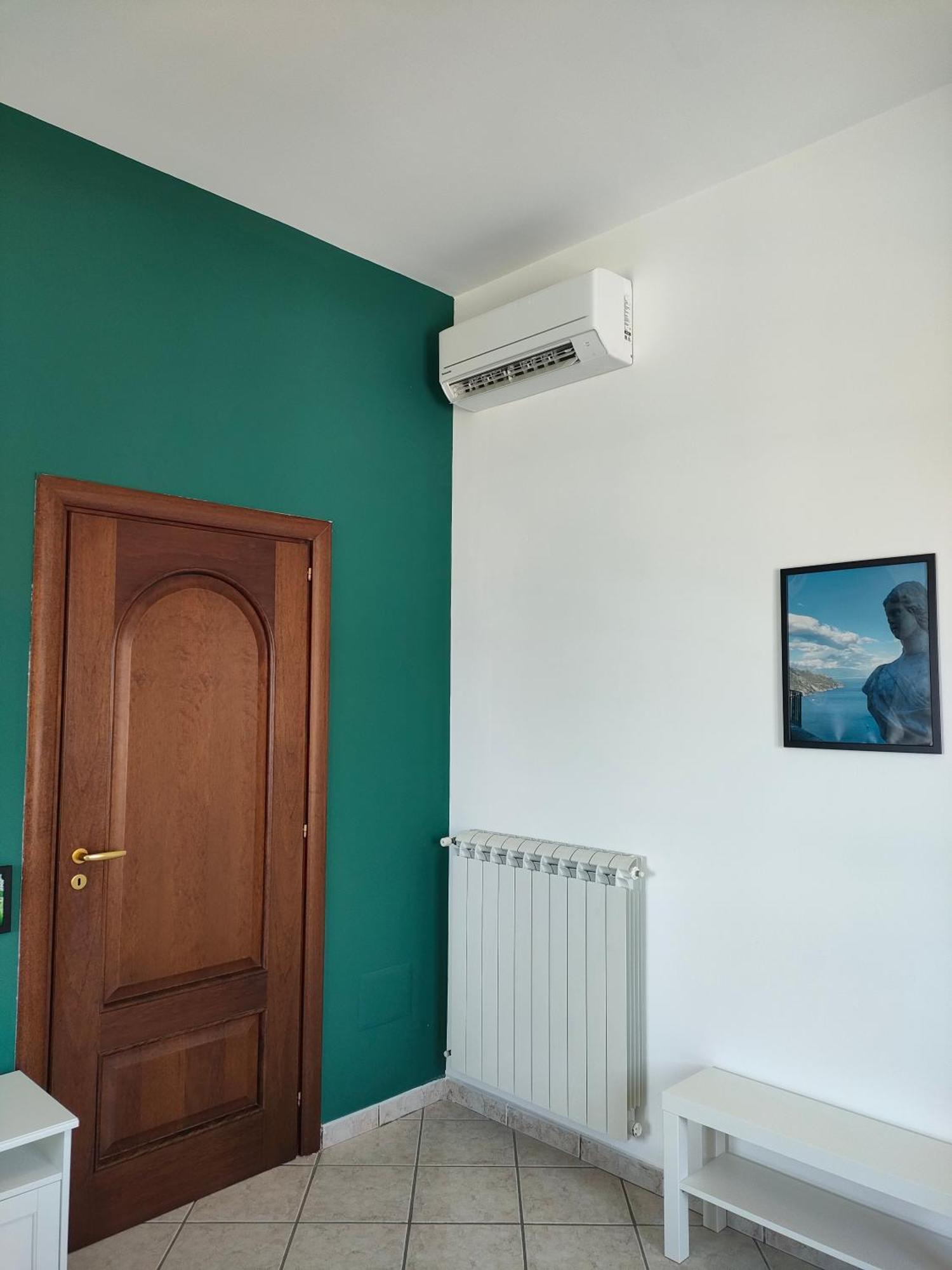 شقة Lilla Housing كاستيلاّماري دي ستا المظهر الخارجي الصورة
