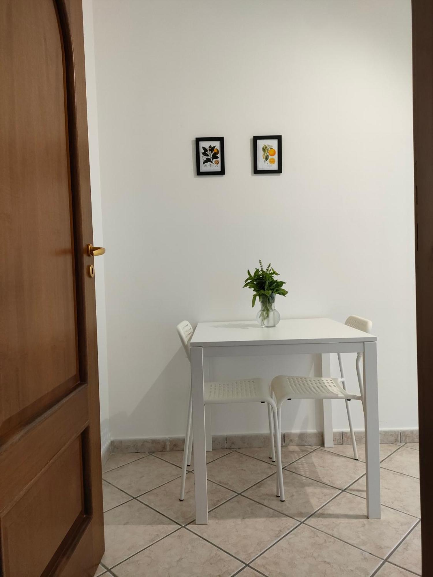 شقة Lilla Housing كاستيلاّماري دي ستا المظهر الخارجي الصورة